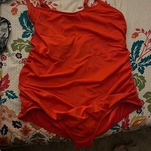 Red bathing suit size 2x (20W-22W)